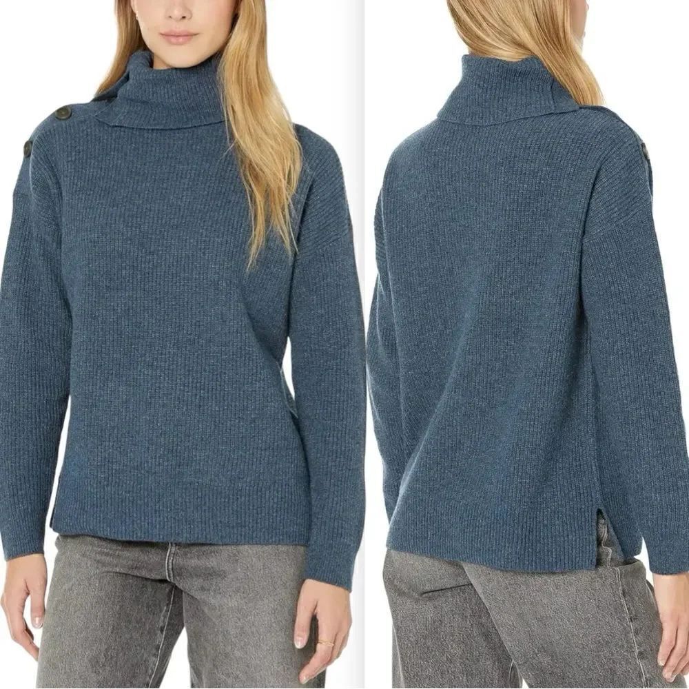 Madewell Button-Shoulder Turtleneck Sweater in Size Medium in Heather Twilight